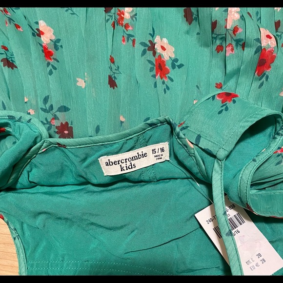 NEW Abercrombie Kids 15/16 Sleeveless Top New with Tags! - Picture 4 of 5